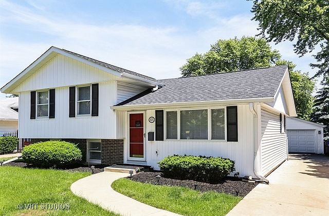 1st image of 225 Shannon Ct