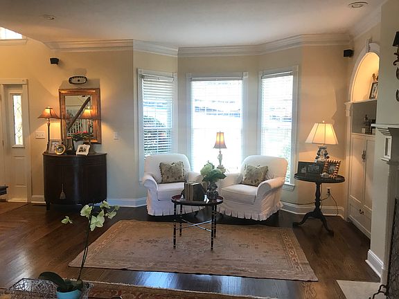 4th image of 9506 Mountain Lake Dr