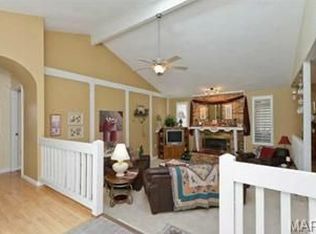 2329 Maple Tree St, Saint Peters, MO 63376