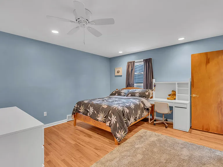 607 Wildwood Rd — Photo 17