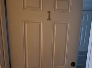 927 N 6th St APT 1, Philadelphia, PA 19123