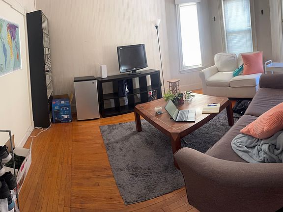 4th image of 21 Orchard St #1