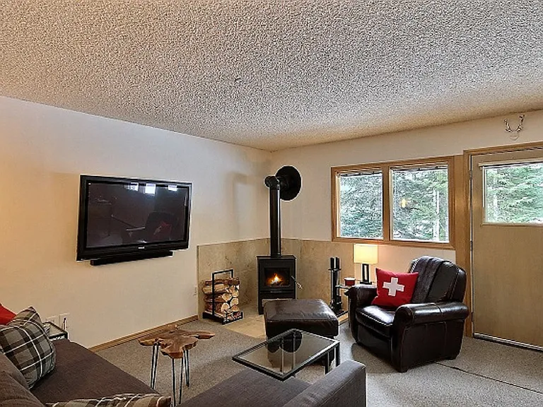 220 Tanner Way #C104 — Photo 3