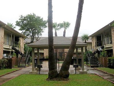 1st image of 5704 Edgemoor Dr APT 74