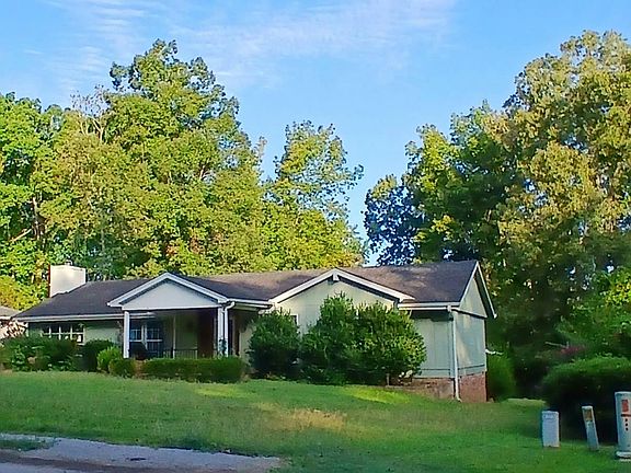 2nd image of 206 Windtree Rd