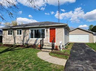420 Twinning Dr, Dayton, OH 45431