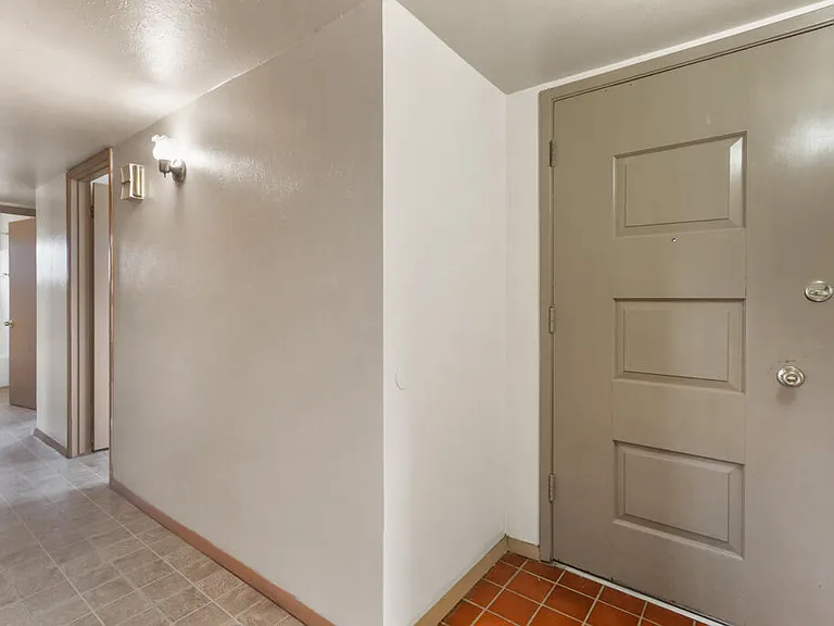 5201 Cornell Ave — Photo 12