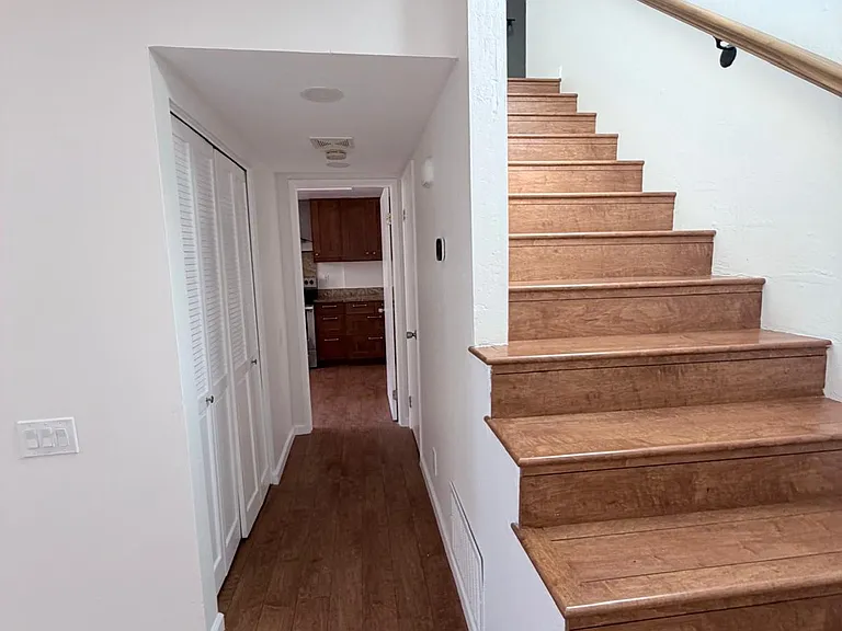 4057 San Francisco Ter — Photo 4