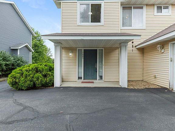 2nd image of 1685 Philipp Way