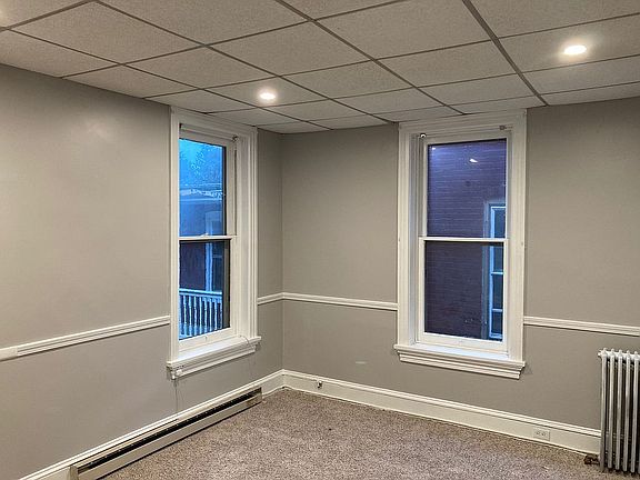 2nd floor middle bedroom