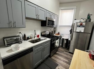 1514 W Wilson Ave #2R, Chicago, IL 60640