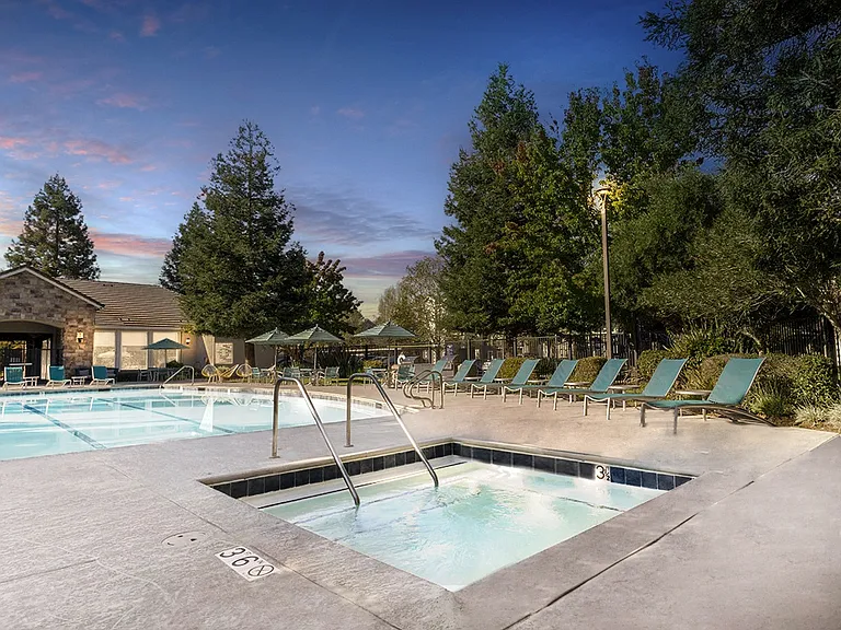 Bell Rohnert Park — Photo 21