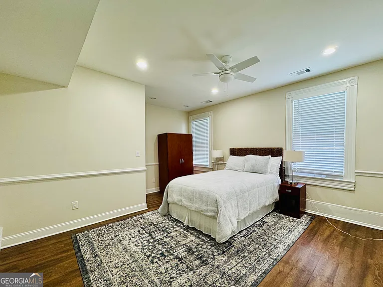765 Walnut Loft #UPSTAIRS LOFT — Photo 4