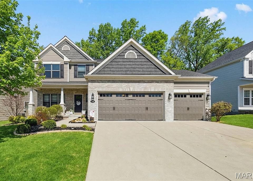 1st image of 144 Oakleigh Park Ln