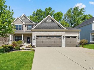144 Oakleigh Park Ln, Saint Charles, MO 63303