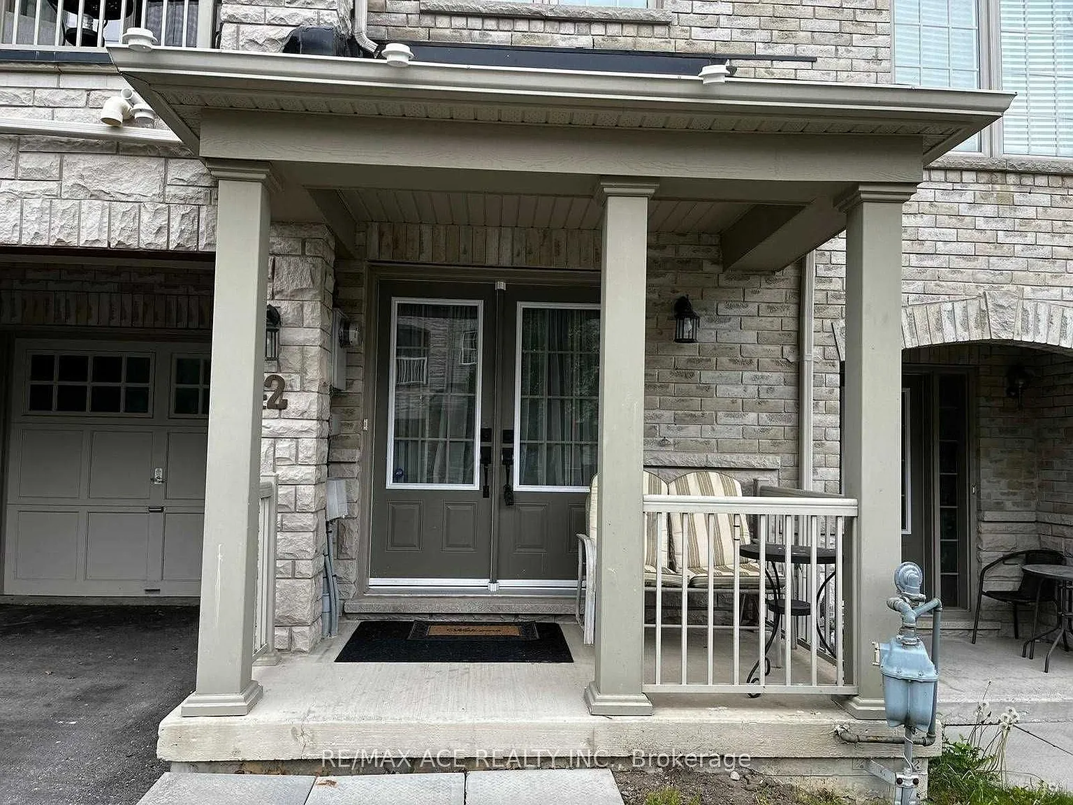 3 bed, $2,900 — Photo 2