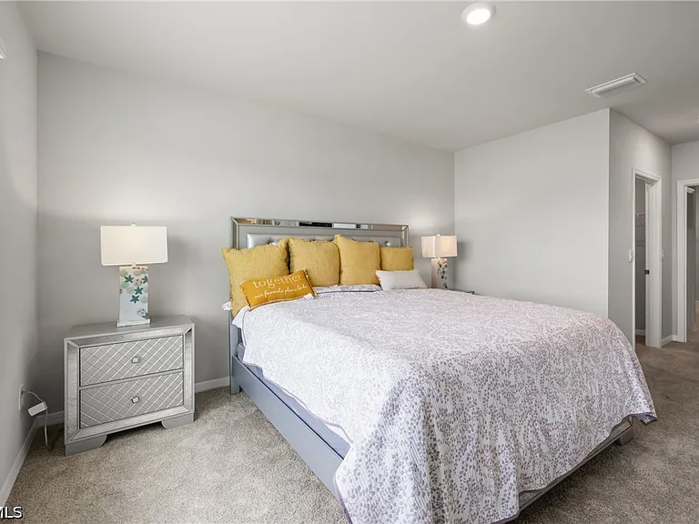 2621 Table Coral Trl — Photo 15