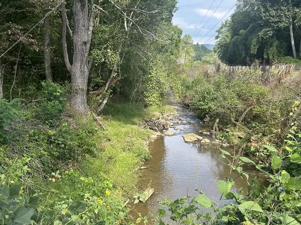 Tr2 Mountain Pass Dr, Hayesville, NC 28904