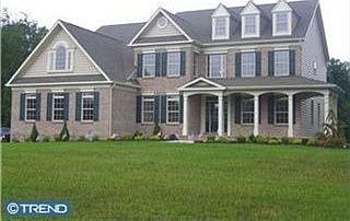 5th image of 100 Carrie Lynne Ct