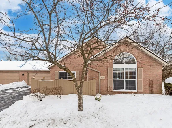 1930 Farmbrook Cir S, Grove City, OH 43123