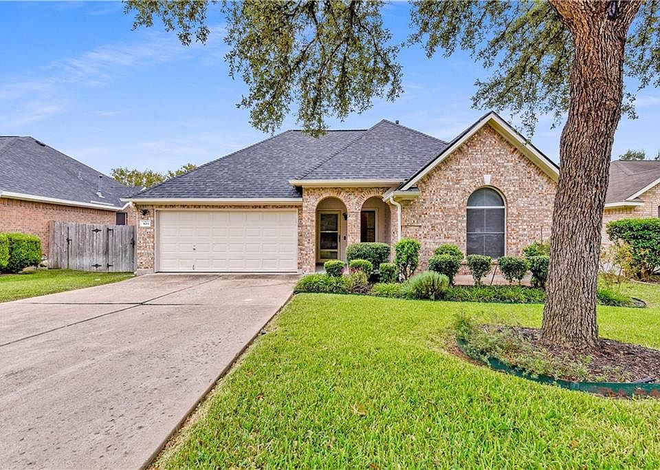 1st image of 3619 Bird House Dr