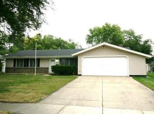 407 Marie Ln, Schaumburg, IL