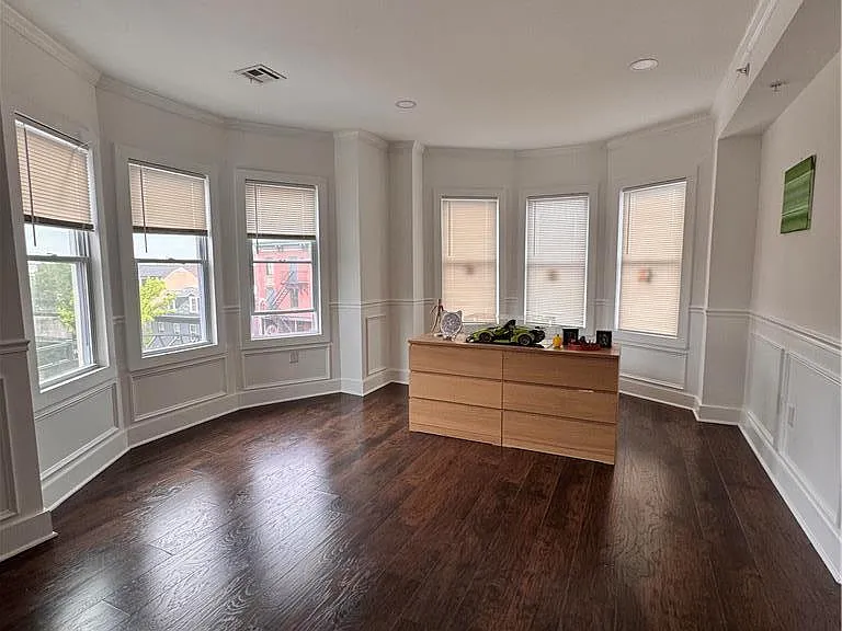 601 Northampton St #401 — Photo 5