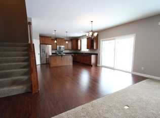 12482 Cottonwood St NW, Coon Rapids, MN 55448