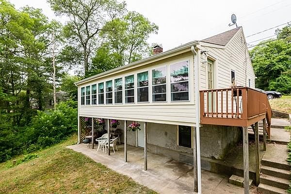 1st image of 151 Lake Dr