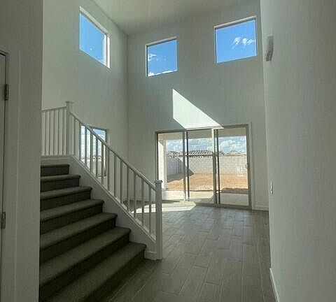 2nd image of 5030 W BERYL Avenue
