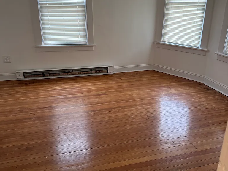 25 Lincoln Ave #1 — Photo 6