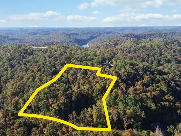 569 Stoneybrook Rd, Burnside, KY 42519
