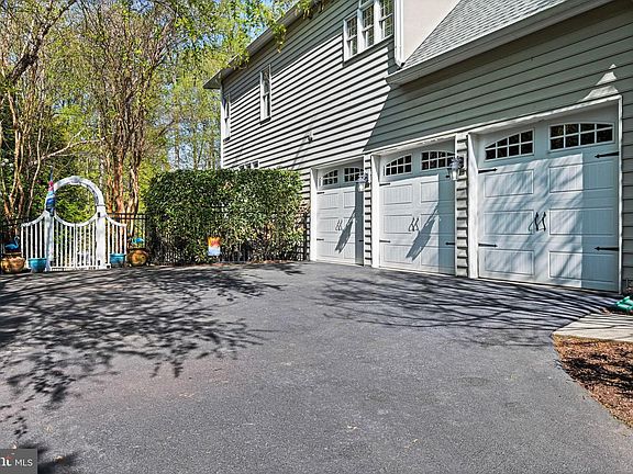 5th image of 12650 Rose Crest Ct