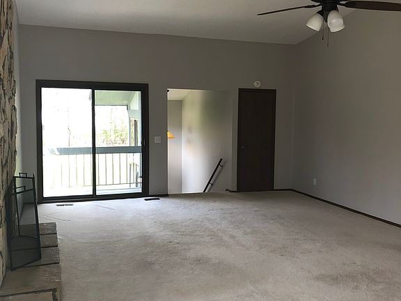 4th image of 7096 Bristlewood Dr #G