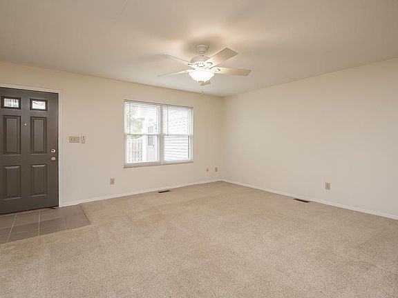 4th image of 7322 Onyx Way