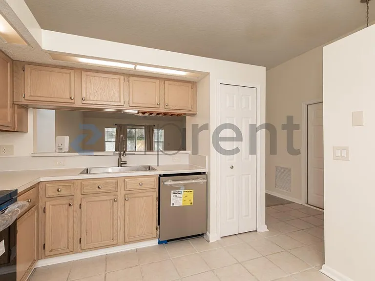 3389 Millcrest Pl — Photo 6