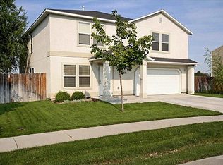 1421 N Meadowhills Ave, Star, ID 83669