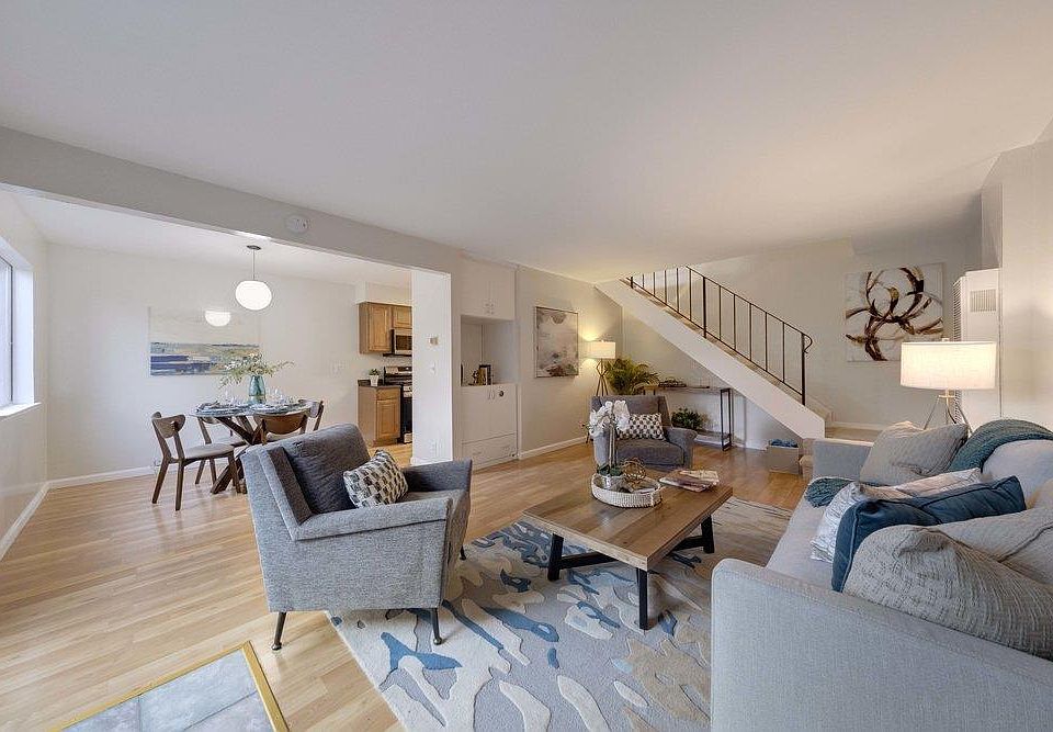 1st image of 3262 Cropley Ave