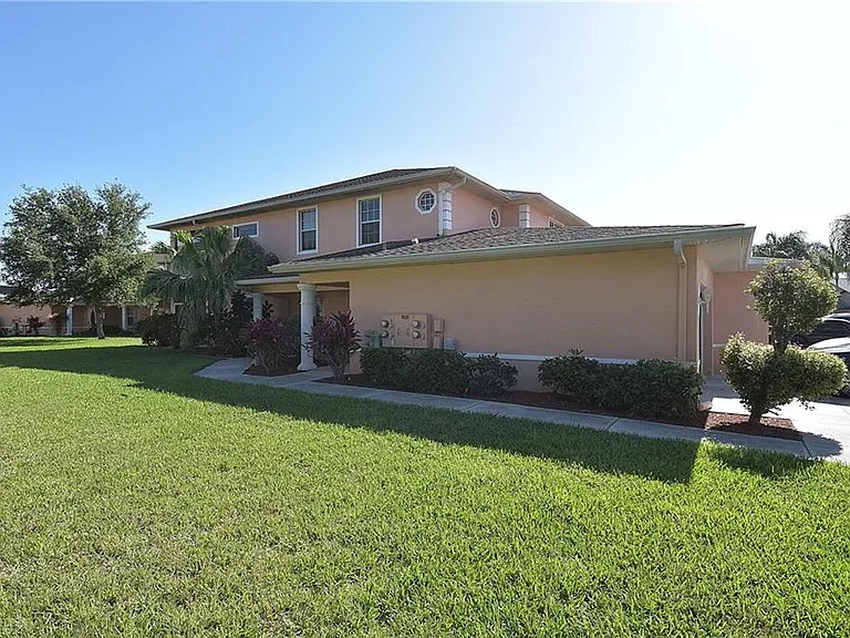 19949 Lake Vista Cir #16C — Photo 2