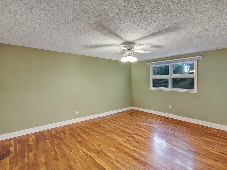 Bedroom 4 - upstairs