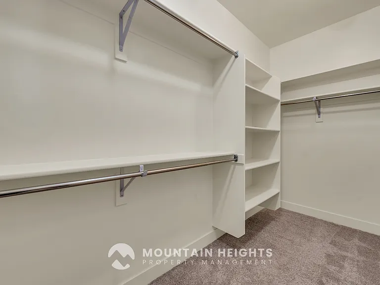 607 E Sawback Ln — Photo 22