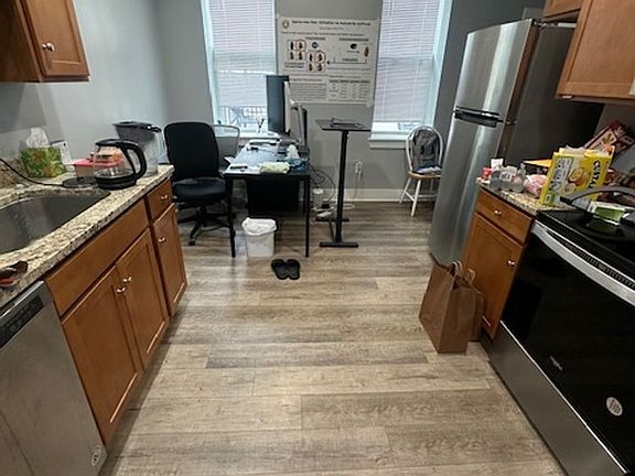 2nd image of 4632 Centre Ave APT 9