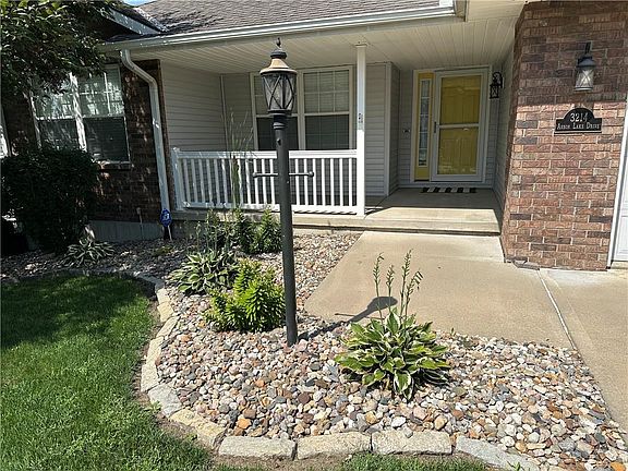 3rd image of 3214 Arbor Lake Dr