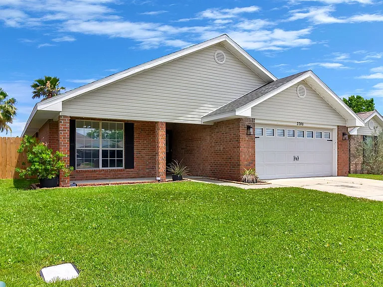 3748 Lexa Ct — Photo 1