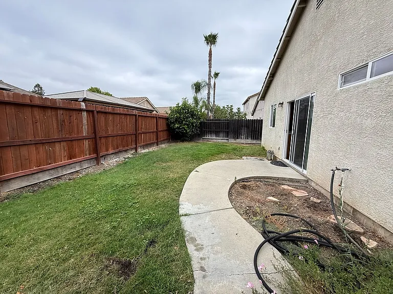 3260 Poppy St — Photo 9
