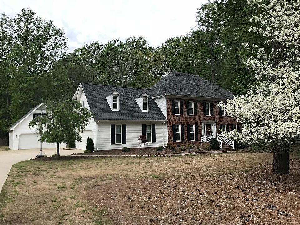 2nd image of 11005 Coachmans Way