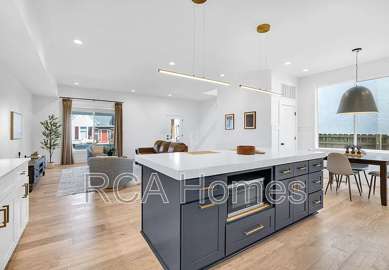 1225 Hoyt Ave — Photo 22