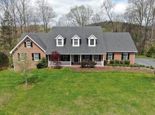 104 Fairway Dr, Marion, VA 24354
