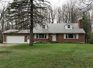 11096 Winde Ln, Lancaster, NY 14086