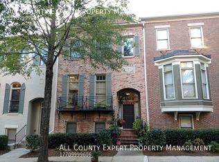 104 W Ridge Way, Roswell, GA 30076